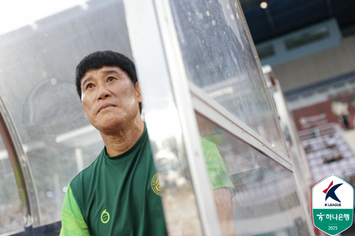  It's important that coach Ko Jung Woon doesn't lose in 6 games