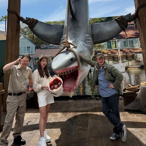  Where is Lee Byungheon? Lee Min-jung, who went on a trip to LA, exploded in beauty next to Jaws
