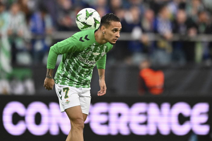 Antony Turn can't see Manchester United anymore → I'm going to cut my salary...Antony, Real Betis aspire to transfer altogether