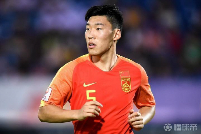 Because of Lee, China, who lost a point against Korea, also made a mistake against Japan, pointed out the best defender in the search for criminals