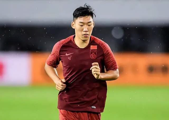 Because of Lee, China, who lost a point against Korea, also made a mistake against Japan, pointed out the best defender in the search for criminals