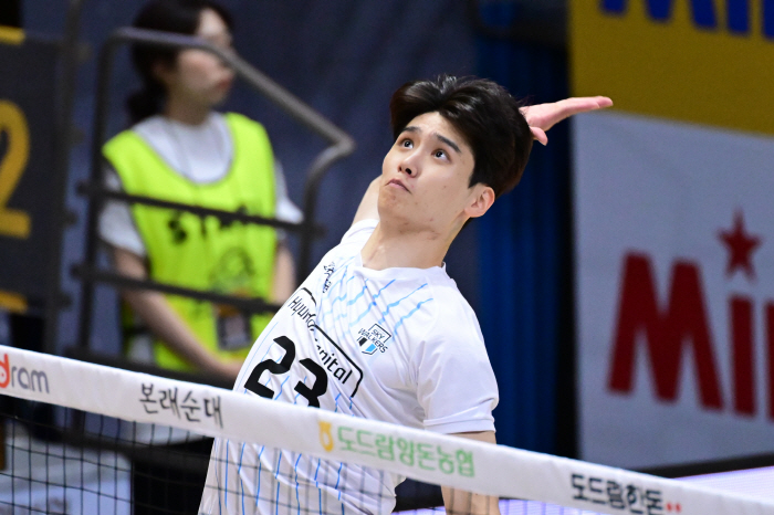 It's the most popular? A Korean Wave star in volleyball?More than when I'm in a bad condition, I'll show you a better side
