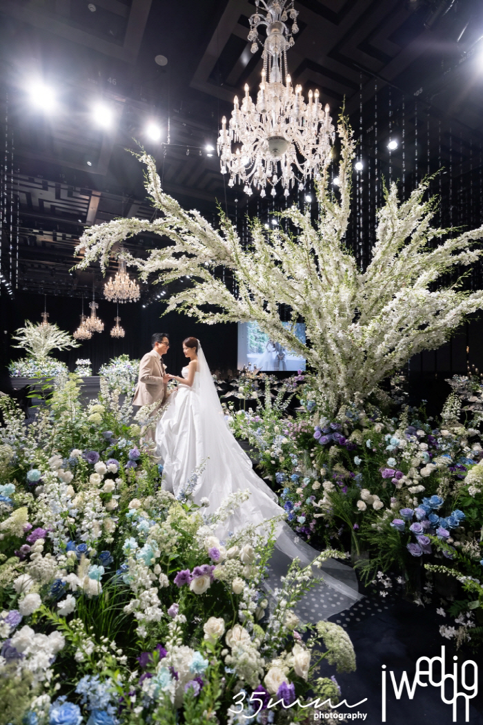  Kim Junho ♥ Kim Jimin, 1,200 guests..How much did you get for a lavish wedding? 120 million won ↑ I burned it