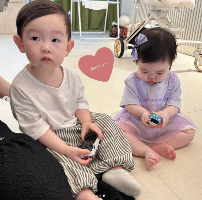 Park Soo-hong's daughter, Jae-yi, has met her future husband ♥ Awesome brother, thank you