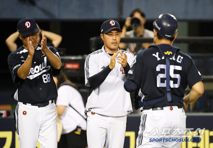 Who was the second baseman? Acting coach Cho Sung-hwan changes the generation of infielders in 1.5 months → How on earth did he do it