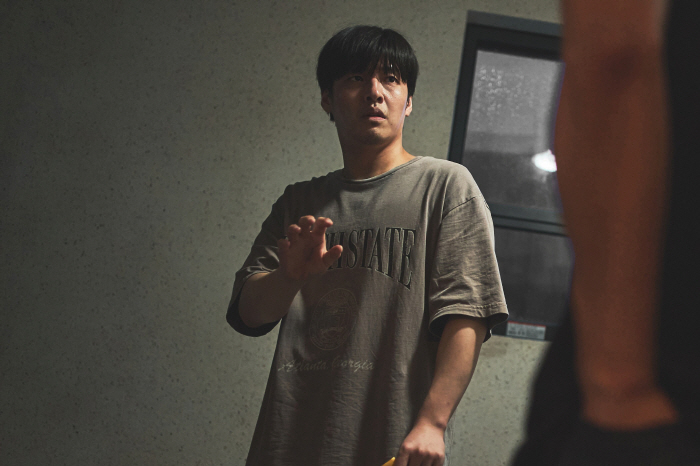 Why is the 84-square-meter director Kim Tae-joon casting Kang Ha-neul? It's like a self-portrait of a young man in this era