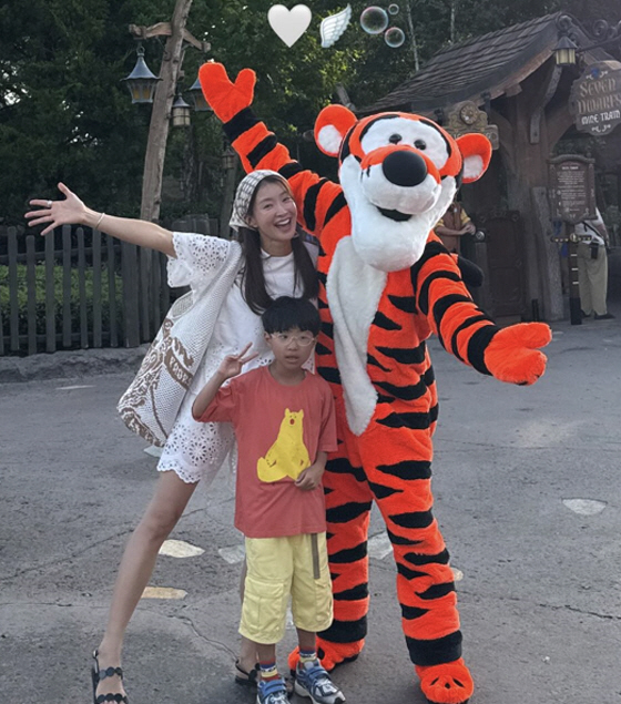 Divorce → Pregnant Lee Si-young, 15-hour Disneyland date Jung Yoon fainted ending