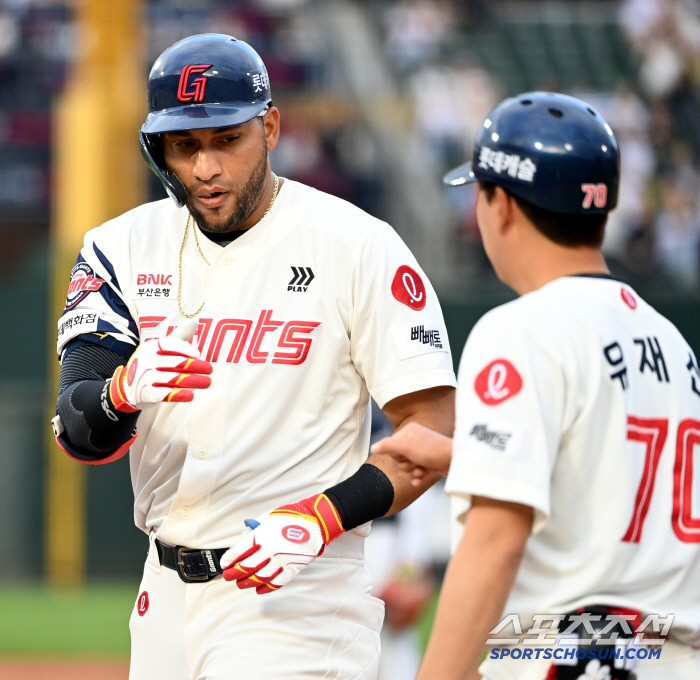 I want to use it next year, too! The coach's praise for the 197-hit, pace-oriented hitter 