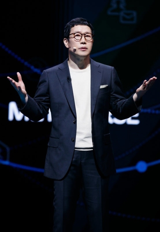 Kang Ho-sung, former CEO of CJ ENM, established 'KHS Agency'...Introduction of Korea's first total talent system