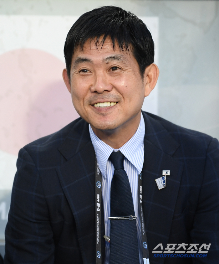  Director Moriyasu, desperate for cooperation, has room for improvement in Korea and Japan...Need support