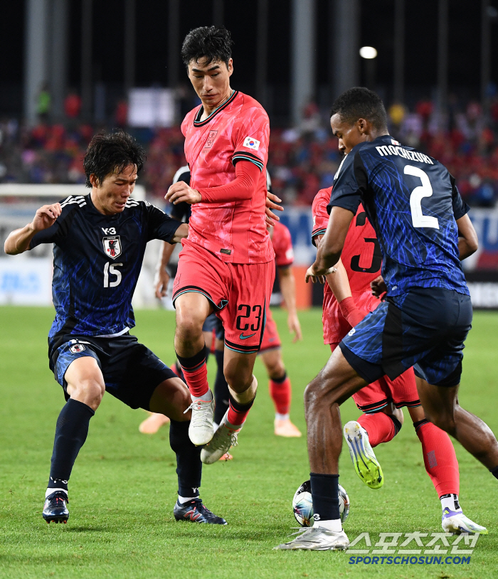 History of soccer disgrace → First 3 consecutive losses Hong Myung-bo's first loss tears, rival 01 stone loss...Japan to lose 2 consecutive East Asian Cups