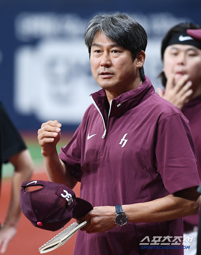  The first greeting of acting director Seol Jong-jin, who will lead the Heroes