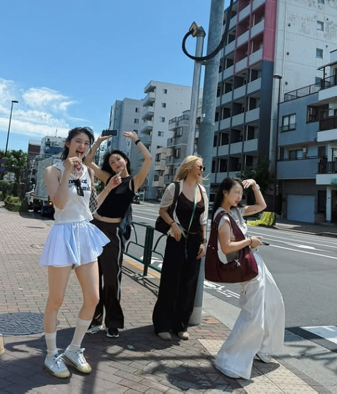 Hani, I really can't recognize you...Yang Jae-woong's emotional arm → EXID's full group trip 