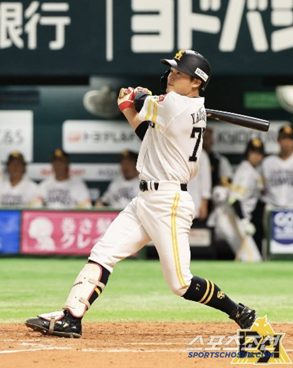 He is a hope for second-tier players, joining the ninth-ranked team and making his first-tier debut in four years, going 0-for-9 second-tier relegation, returning to the finals in three months 