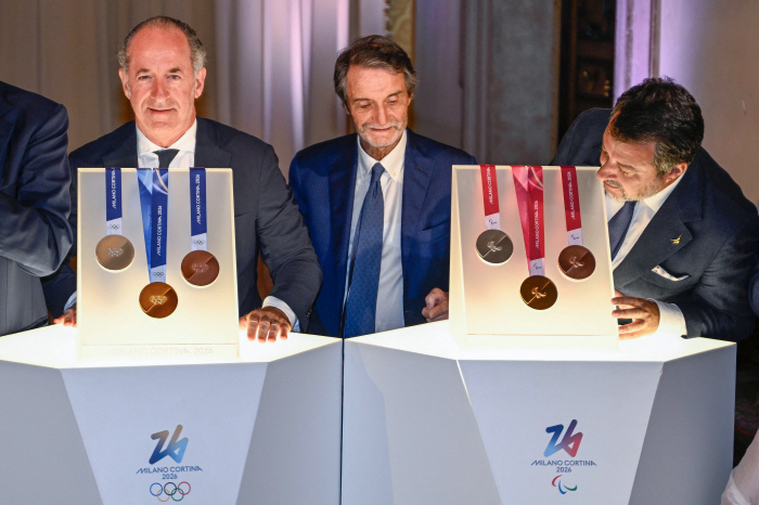 The Power of Difference, the message of the united X solidarity that connects the Olympic and Paralympic Games as one, Milan Cortina 2026 medal design unveiled