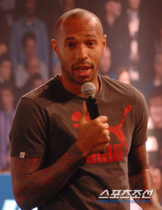 Rumors of shock and horror! Thierry Henry (Chinese director)? This is possible? I'm going to appoint Henri