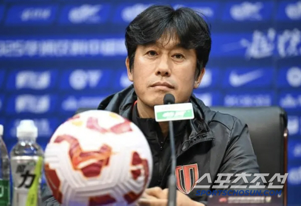 Director Seo Jung-won's press conference Anger declared war, saying, 'I can't stand it anymore toward Chengdu who cut his limbs.'