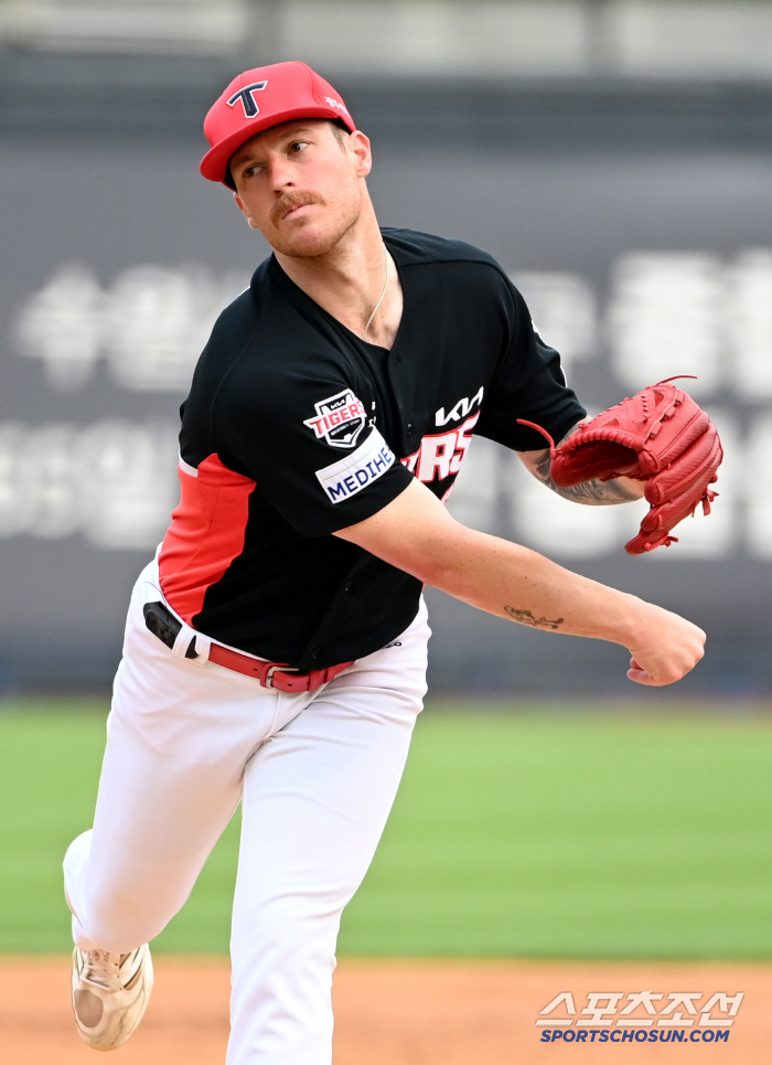 'I have to wait until August for KIA foreign pitcher.' It's not a big injury…
