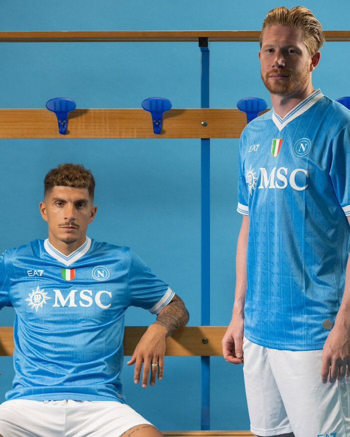 Open run chaos! De Bruyne is also a sky blue uniform → Man City legend Napoli 11 is aiming to take another leap forward