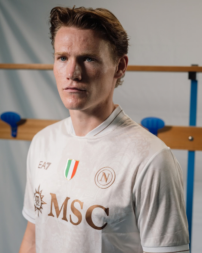 Open run chaos! De Bruyne is also a sky blue uniform → Man City legend Napoli 11 is aiming to take another leap forward
