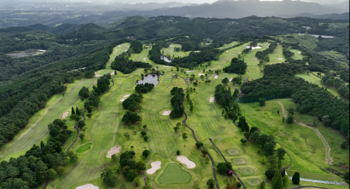 The refreshing feeling of 500m above sea level, Satsuma Golf & Hot Spring Resort, rain and heat-weary summer golfers are paying attention to their options