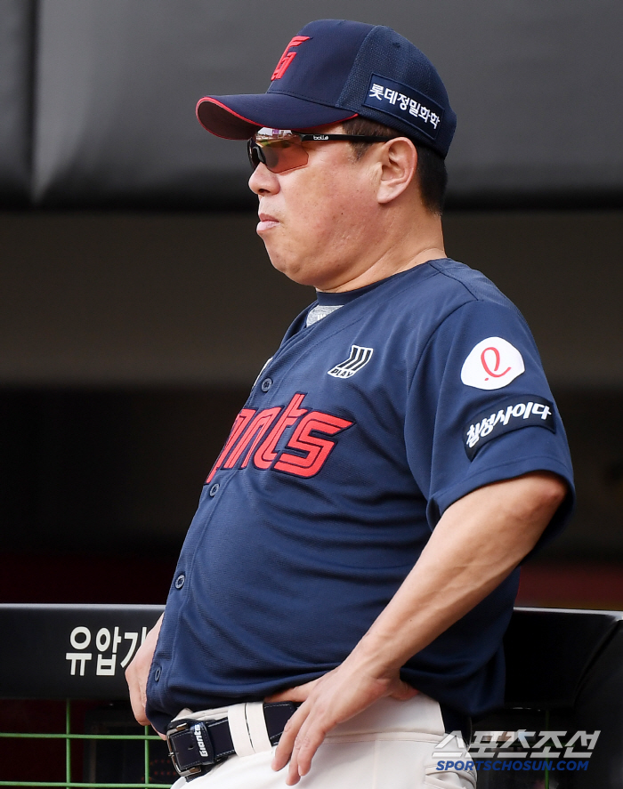 Resurrection after 7 years? Kim Tae-hyung-sik, last in the number of pinch hits, baseball of faith → There is no one to look forward to the 8 billion bat 