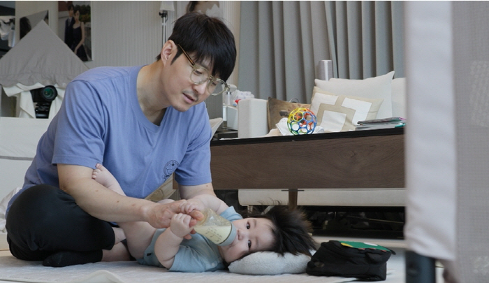 Shim Hyung-tak ♥ Saya, 164 days old shows fatal cutenessBeauty Genetic Certification (Sudol)