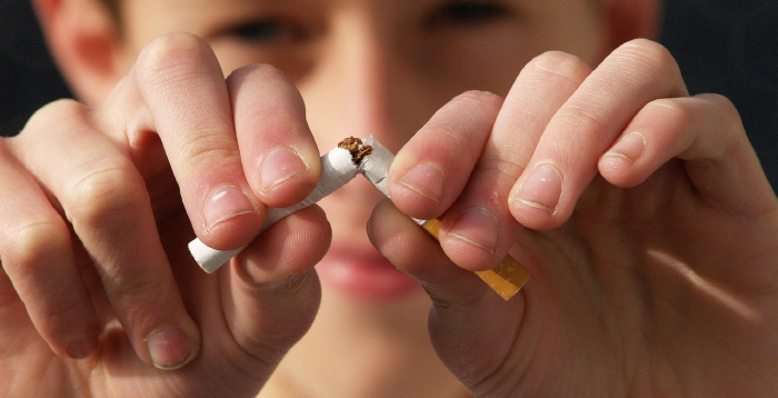 Smoking Increases Risk of Non-Alcoholic Fatty Liver Diseases...Don't quit smoking for more than 10 years