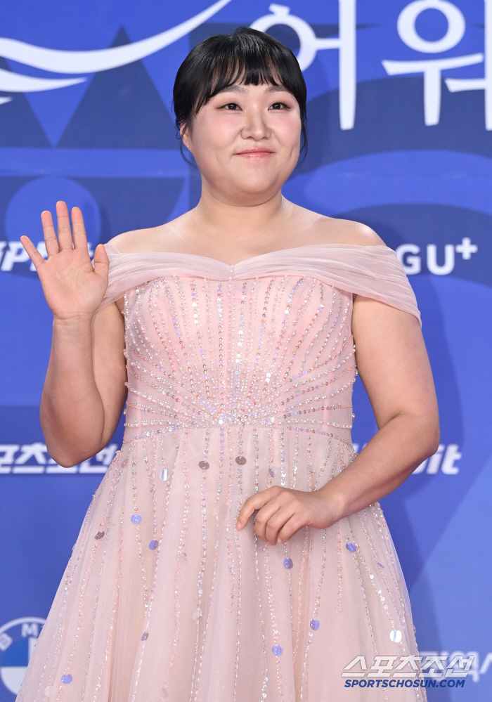  Lee Suji's mom told me to go to a big company...Please enjoy SNL