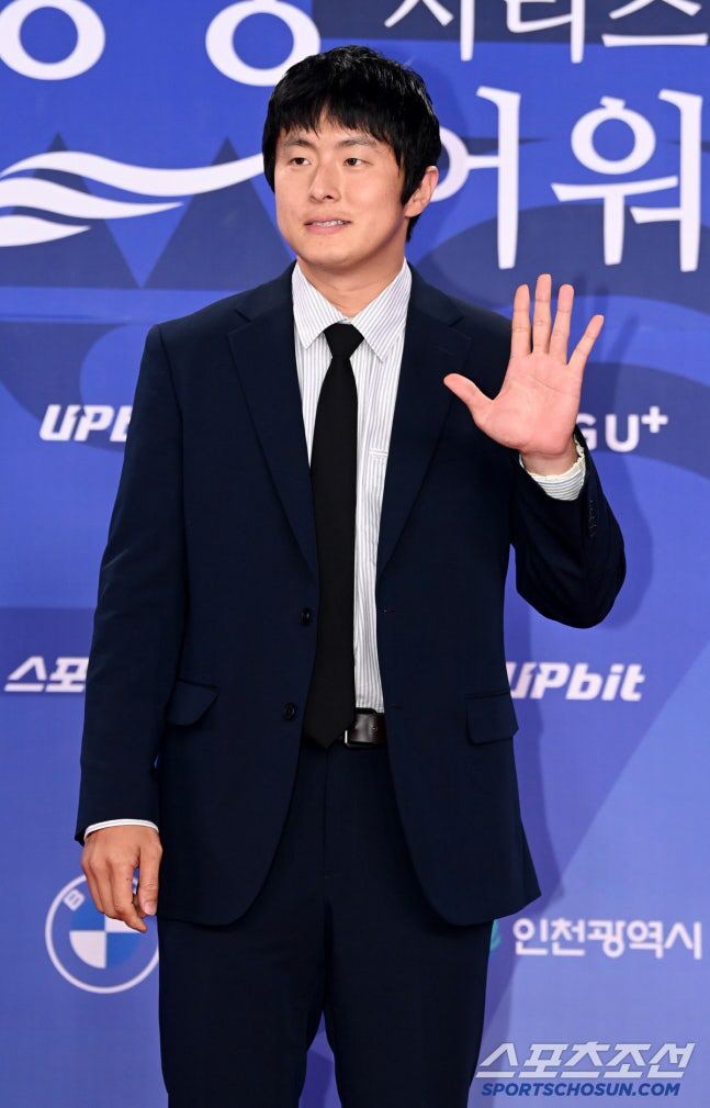6.2-billion-won building owner Gian84 Lax, wears laundry until it is torn (Nahonsan) 