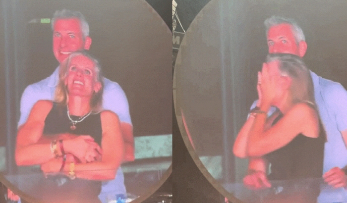 Coldplay's famous businessman's affair was caught..a live electronic display