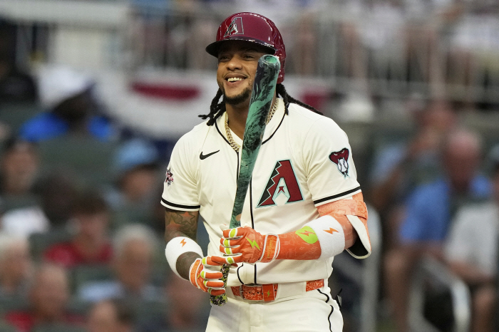 A famous sports star is a target... The tearful ML star is unlucky to rob a burglary this time