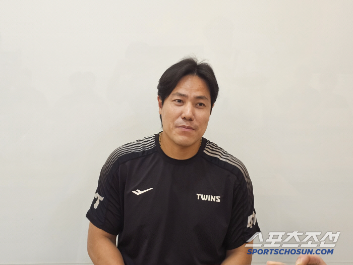 I heard I'm No. 1 in a row? 50G Appears in the First Half of the Year → 2nd in Hold...Shinhwa, a discharger who has been reborn as a dedicated seat. 