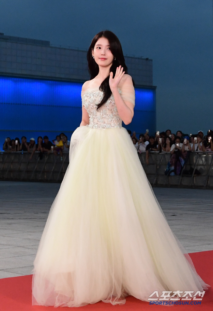  IU goddess