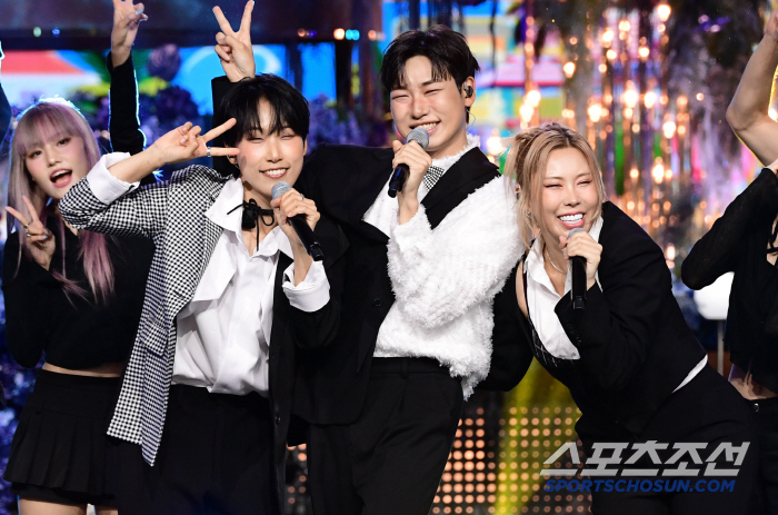  Jetsby Blue Dragon Series Awards is full of excitement
