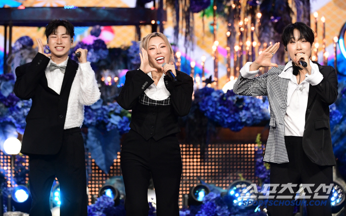  Jetsby Blue Dragon Series Awards is full of excitement