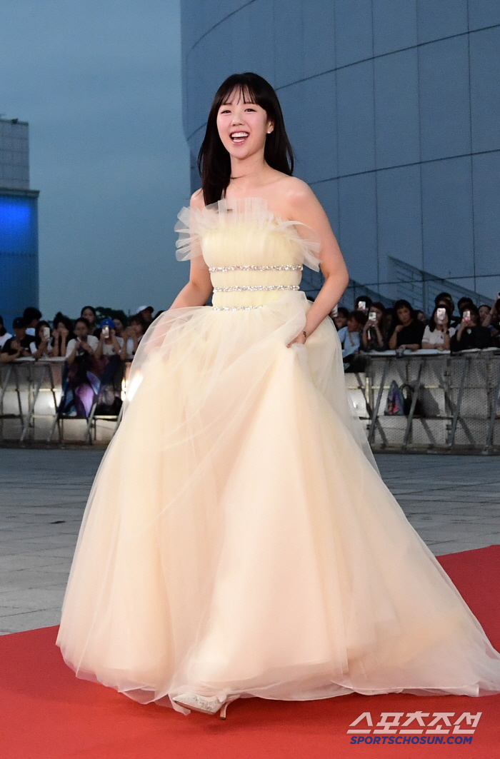  Jiyeun is lovely