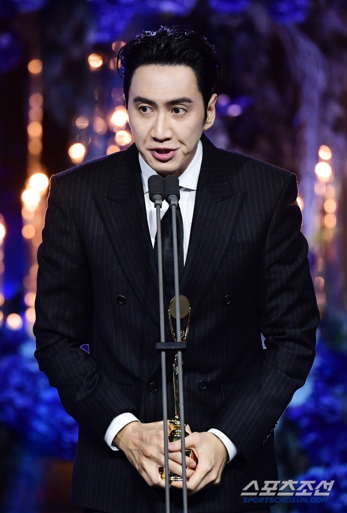  Lee Kwang-soo, Do Kyung-soo, thanks to Guilmong, won the award