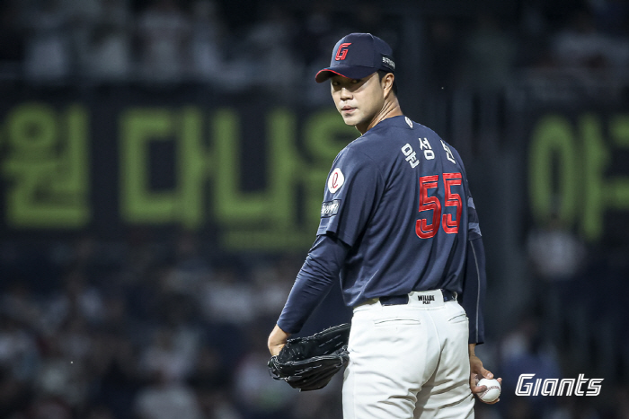 We're ready! The second half of the year → 1m97 Giants Now it's time to show...A first-team registered master's inner walk? But it becomes a ball. 