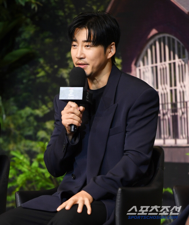 Yoon Kye-sang confesses the reason for the dissolution of god...It was torn by the breath of adults, not by smoke