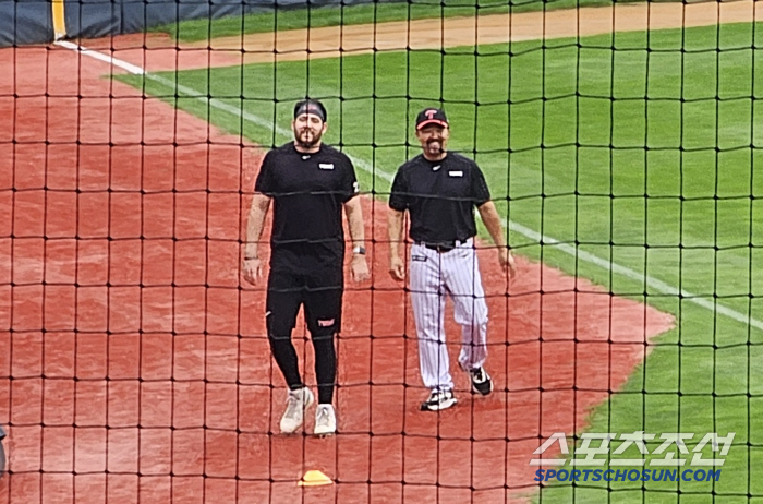 Austin appeared at Jamsil Stadium in 18 days. Are your sides all better. Running, being punctuated, and not hitting