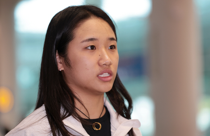 Badminton Empress Ahn Se-young advanced to the final round of the Japanese Open. This season's 6th attempt to win the championship, and the final battle with rival Wang Zui