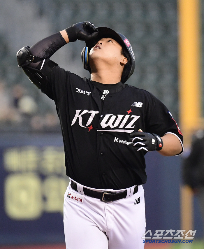 The condition for the 10 billionth FA jackpot is Four Hundred, but when Kang Baekho returns, where should I play