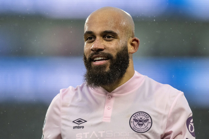Hello! Here We Go! Manchester United succeeded in recruiting Mbomo after three moves, and confirmed that Mbomo, a reporter in the first tier of the transfer market, is going to Manchester United