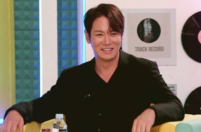 Hwanhee Reveals His Mother Inspired His Trot Challenge on ‘Immortal Songs’