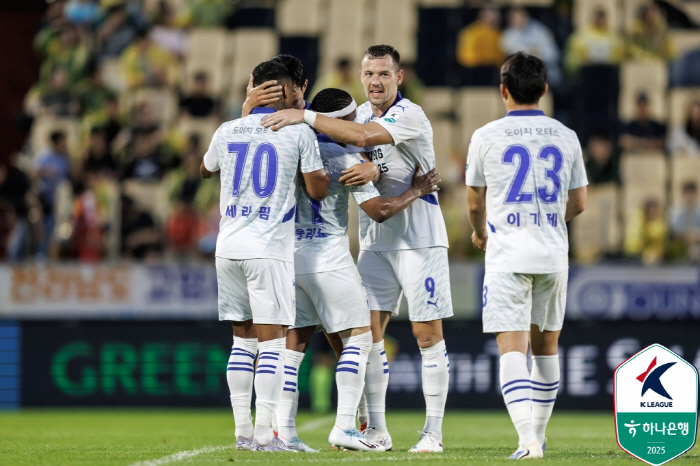  Kim Ji-hyun scored 2 goals and 2 assists until the exit, Suwon, 43 wins against Jeonnam → 3 consecutive wins  4 points difference in Incheon