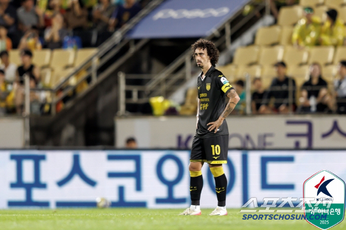  Kim Ji-hyun scored 2 goals and 2 assists until the exit, Suwon, 43 wins against Jeonnam → 3 consecutive wins  4 points difference in Incheon
