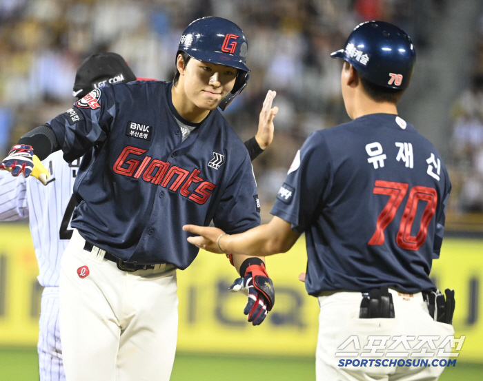  Han Tae-yang's two-run timely hit explodes