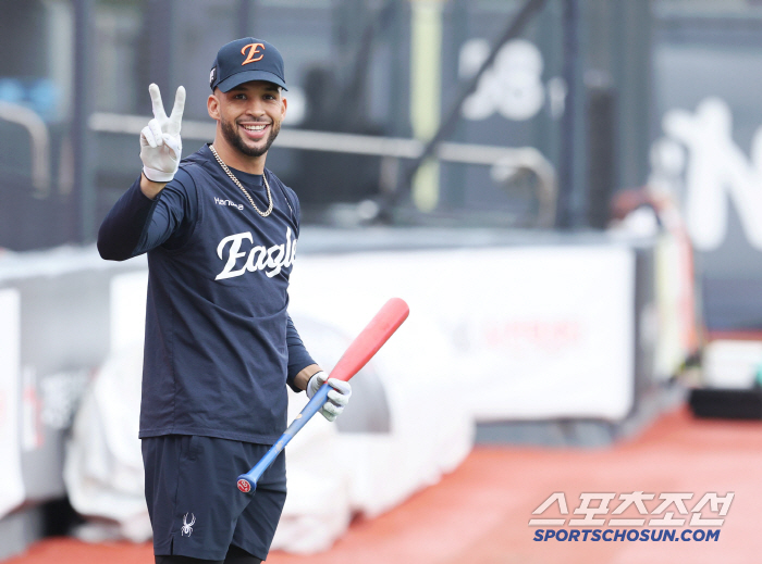  Liberato finally got his smile back