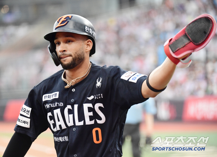  Liberato hit and scored